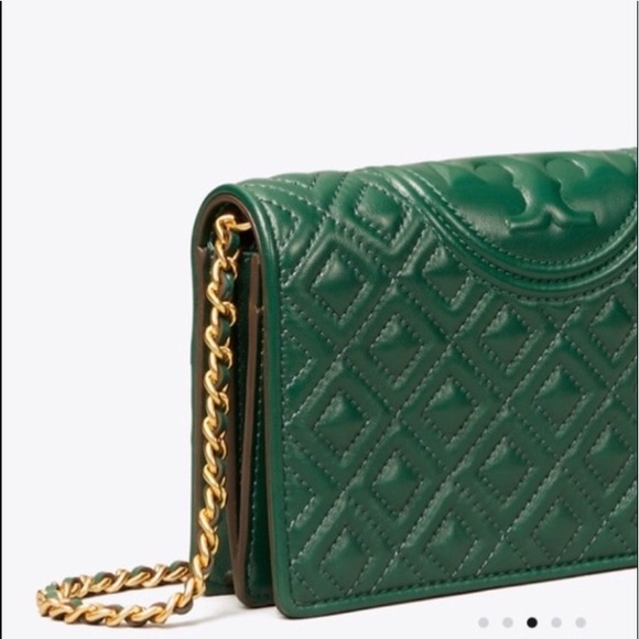 💐TORY BURCH💐🍃 GREEN 🍃quilted, crossbody 💐🌸🌟 - Picture 4 of 8